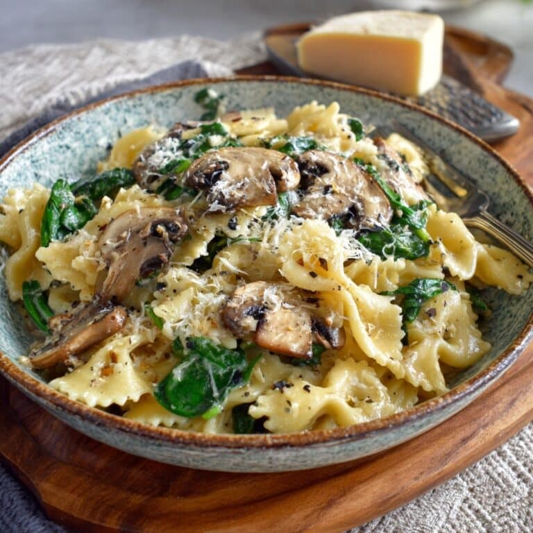 Creamy Leek, Mushroom, and Gruyère Pasta Recipe
